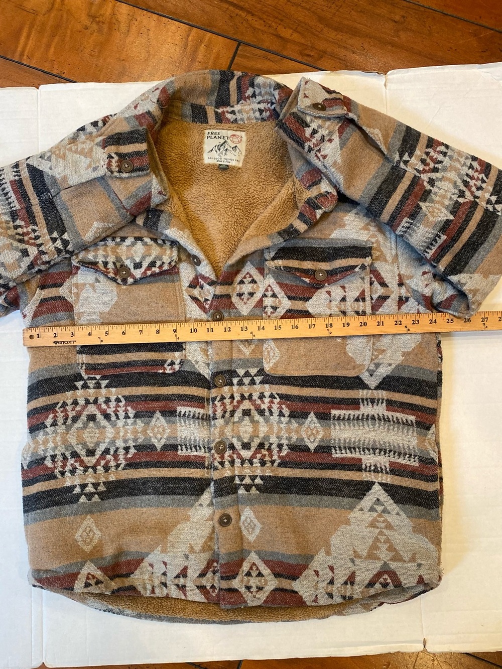 Free Planet Aztec-Pattern Button Up Sherpa Jacket w/ Side Pockets Size XL - Picture 4 of 7